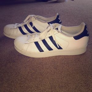Women’s Adidas Original Superstar’s
